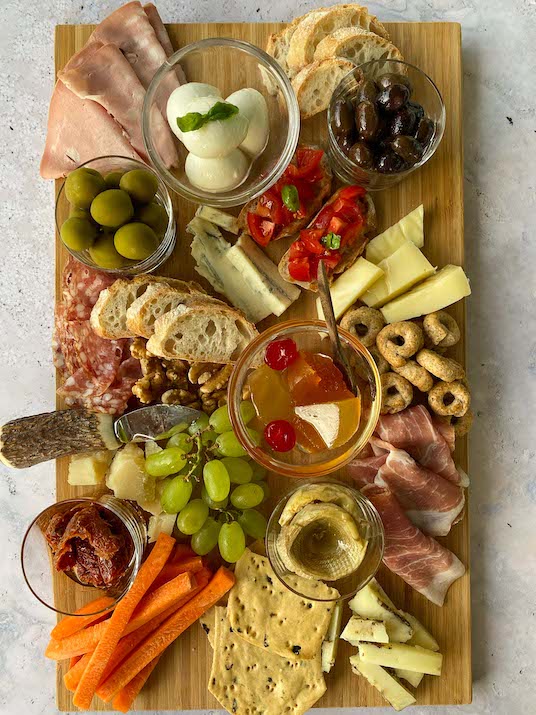 How to make the perfect Italian | Confessions Italian Antipasto Kitchen Platter