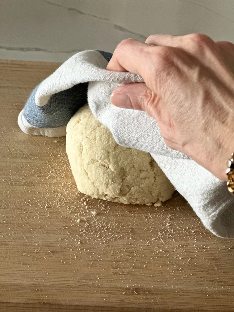 Dough for cavatelli under a cloth